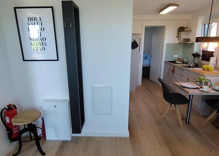 Ferienhaus-tide فندق *